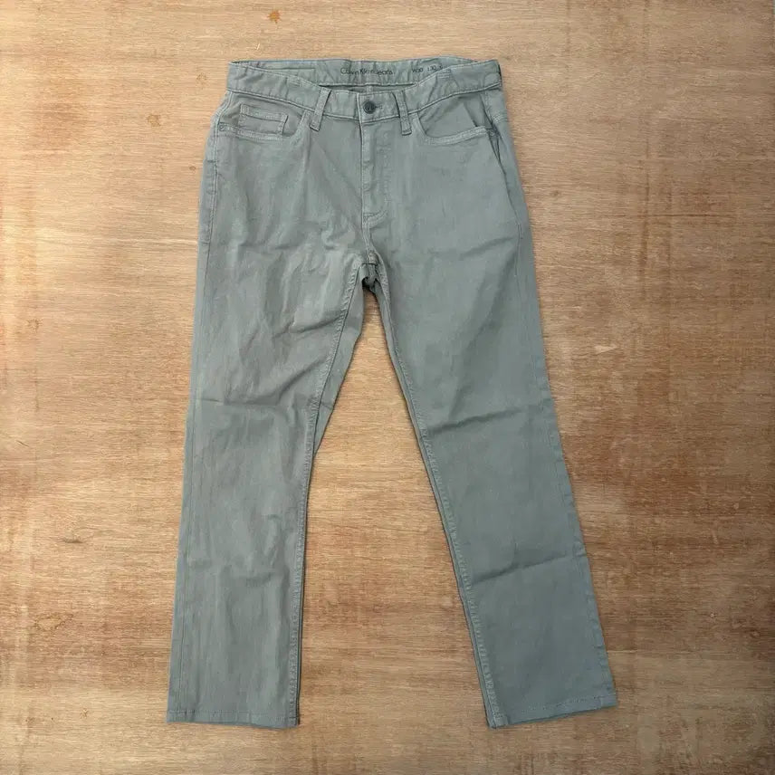 [BUNJANG] Calvin Klein Ash Grey Slim Fit Pants / Calvin Klein Ash Grey Slim Fit Pants