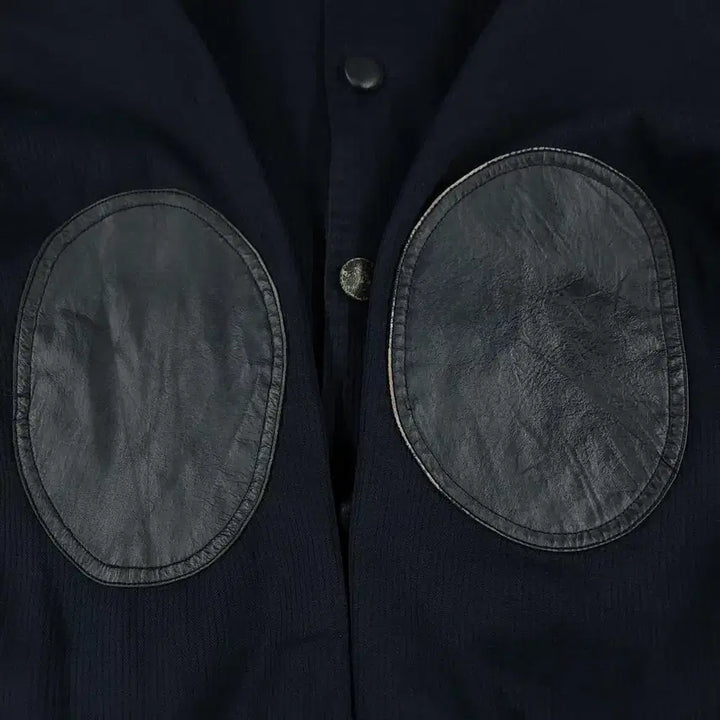 [BUNJANG] Suntory Boss Coffee Leather Shoulder Patch Jacket / 산토리 보스커피 JP 블랙 네이비 배색 로고 소가죽 카우레더 숄더패치 엘