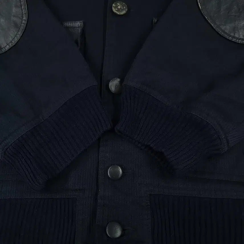 [BUNJANG] Suntory Boss Coffee Leather Shoulder Patch Jacket / 산토리 보스커피 JP 블랙 네이비 배색 로고 소가죽 카우레더 숄더패치 엘
