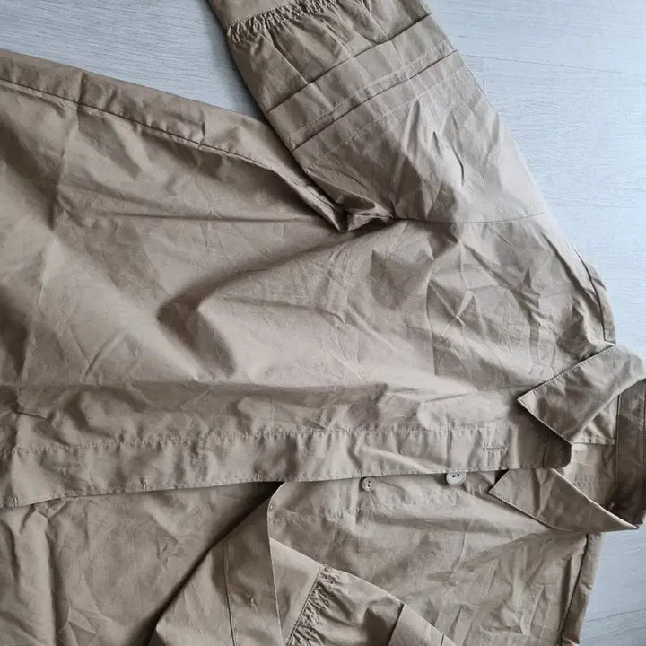 [BUNJANG] Anne Klein Beige Shirt Blouse / 앤클라인베이지 셔츠 블라우스