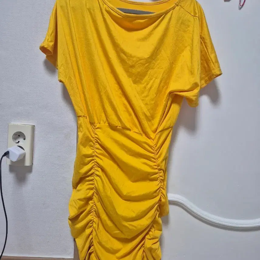 [BUNJANG] Yellow Shirred Mini Dress / 옐로우 셔링 미니 원피스