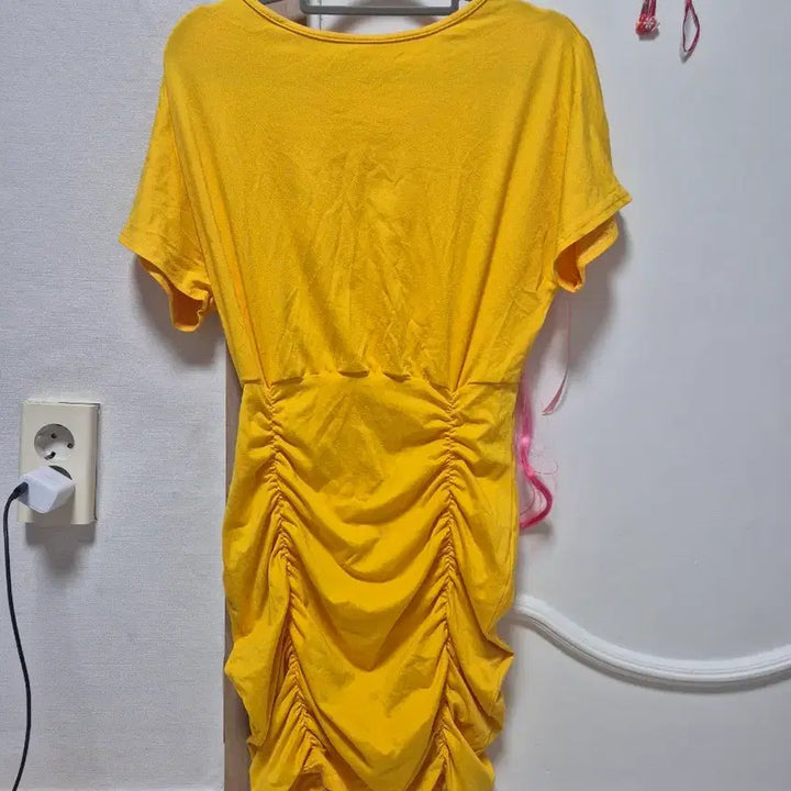 [BUNJANG] Yellow Shirred Mini Dress / 옐로우 셔링 미니 원피스