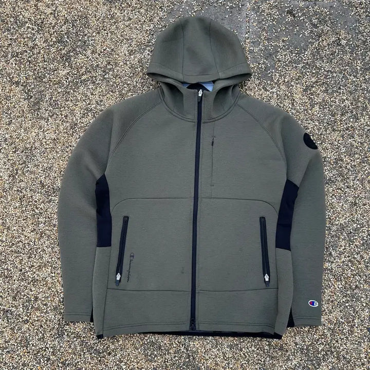 [SOLD OUT] 챔피온 카키 후드집업