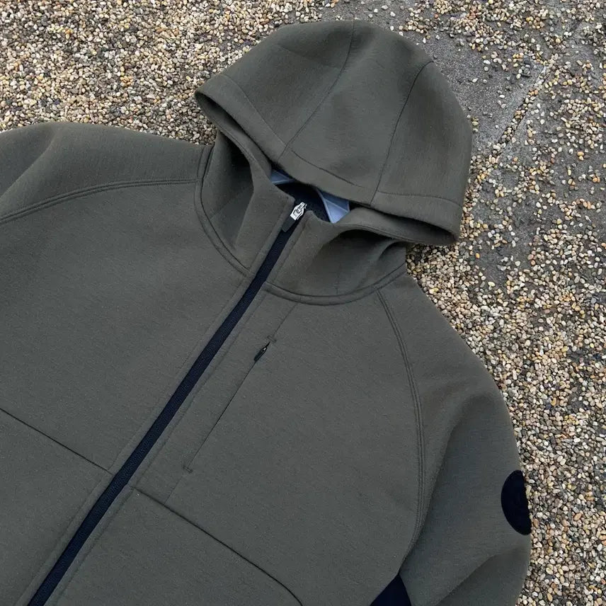 [SOLD OUT] 챔피온 카키 후드집업