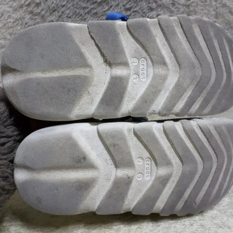 [BUNJANG] Crocs All-Terrain Sandals / 후루룩구제 220 크록스 올터레인 샌들 슬리퍼 중고 신발
