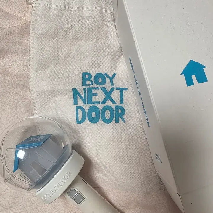 [BUNJANG] BOYNEXTDOOR Official Light Stick / 보넥도 응원봉