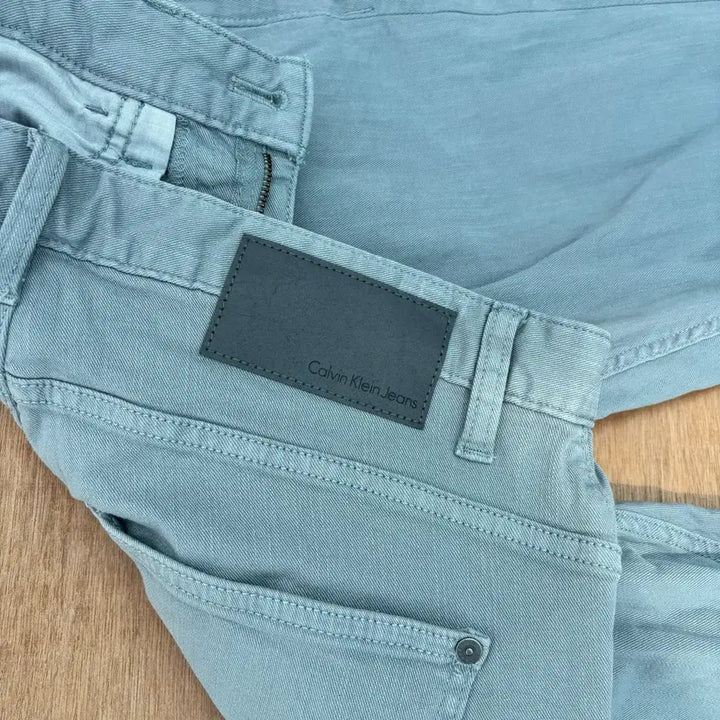 [BUNJANG] Calvin Klein Ice Blue Slim Fit Pants / Calvin Klein Ice Blue Slim Fit Pants