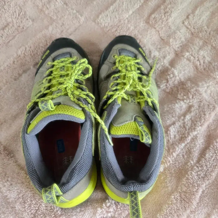 [BUNJANG] Kolon Sport Hiking Boots Gray/Neon 260 / 코오롱 스포츠 등산화 그레이/형광260