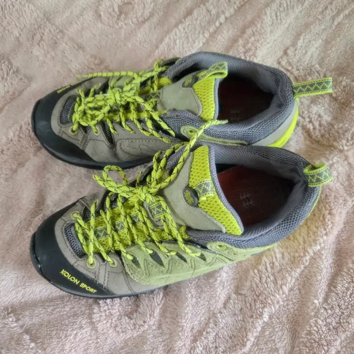 [BUNJANG] Kolon Sport Hiking Boots Gray/Neon 260 / 코오롱 스포츠 등산화 그레이/형광260