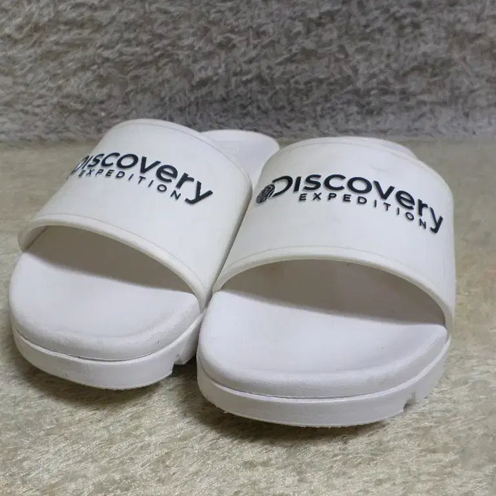 [BUNJANG] Discovery 240 Sandline 4 White Slippers / 후루룩구제 240 디스커버리 샌드라인4 화이트 슬리퍼 중고 신발