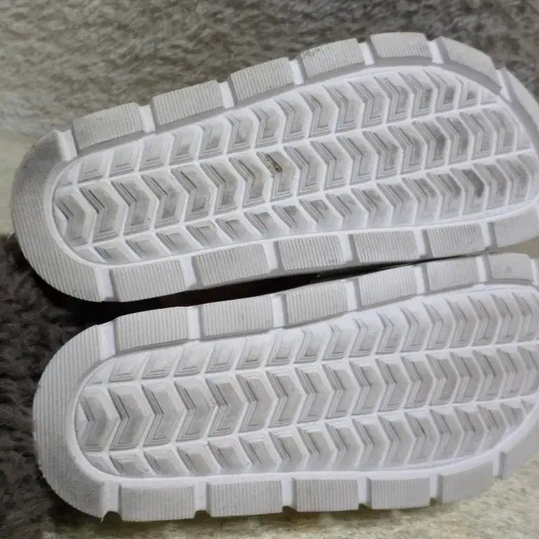 [BUNJANG] Discovery 240 Sandline 4 White Slippers / 후루룩구제 240 디스커버리 샌드라인4 화이트 슬리퍼 중고 신발