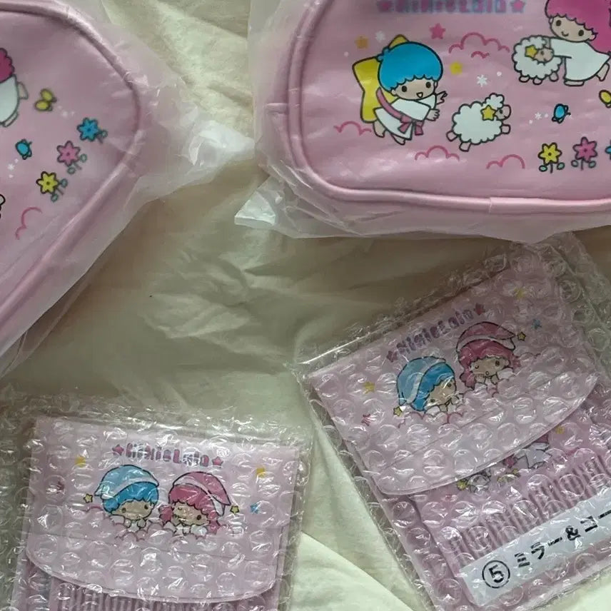 [BUNJANG] Sanrio Kiki &amp; Lala Little Twin Stars Bag &amp; Comb Mirror Set / 2개세트) 산리오 키키라라 리틀트윈스타 쿠지상품 가방+빗거울