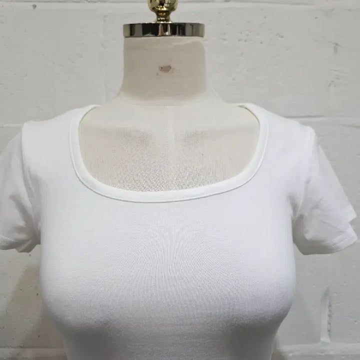 [BUNJANG] White Soft Square Neckline Short Sleeve Top / 허리라인 둥근 사각 부드러운 반팔- 화이트