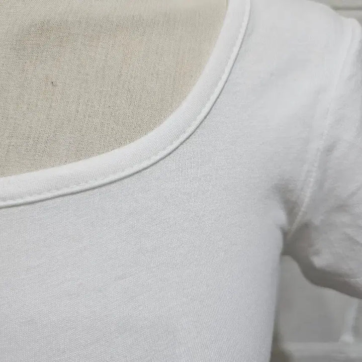 [BUNJANG] White Soft Square Neckline Short Sleeve Top / 허리라인 둥근 사각 부드러운 반팔- 화이트