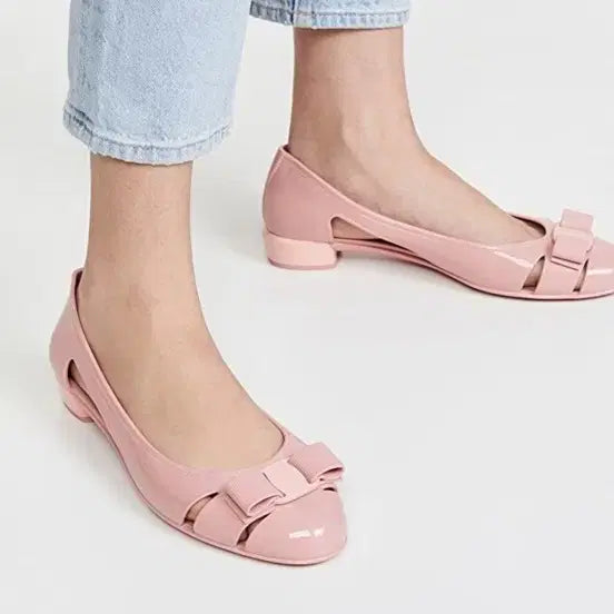 [BUNJANG] Ferragamo Vara Jelly Shoes / 페라가모 바라 젤리슈즈.8사이즈