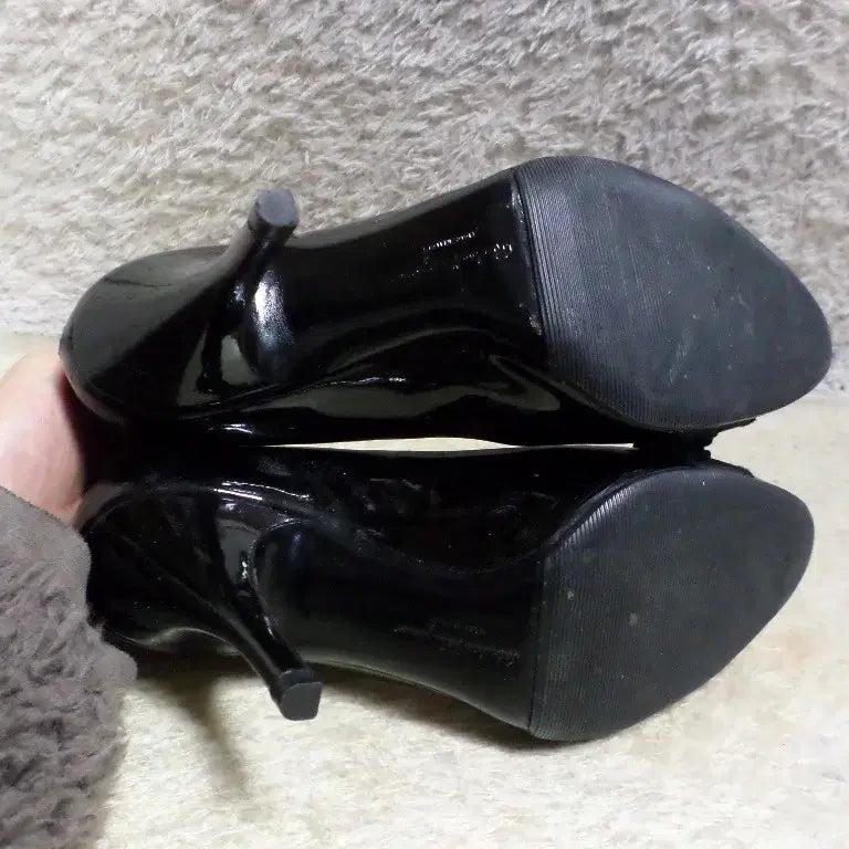 [BUNJANG] Salvatore Ferragamo Vara Heels Black Pumps / 후루룩구제 235 살바토레페라가모 바라 구두 킬힐 블랙 굽9