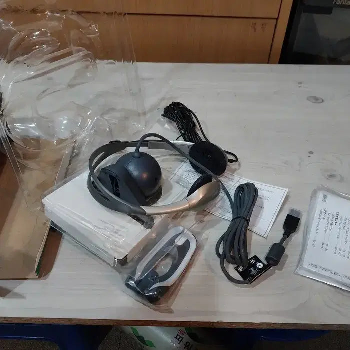 [BUNJANG] Logitech PC Camera for XP (Sealed) / 미개봉 로지텍 피씨 카메라/XP용