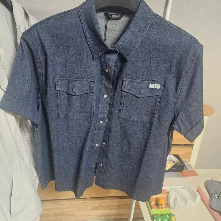 [BUNJANG] Guess Chambray Short-Sleeve Shirt / 게스 여성 샴불레이   반팔 셔츠