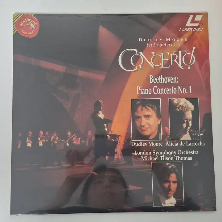[BUNJANG] Dudley Moore Concerto - Beethoven Piano Concerto No. 1 Laserdisc / 더들리 무어의 콘체르토 - 베토벤 피아노 협주곡 1번 (라로차 연주)
