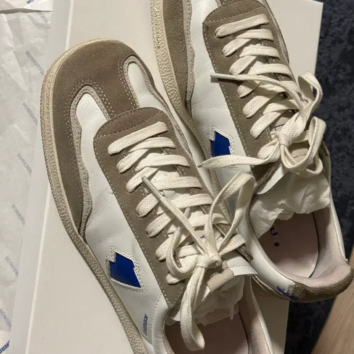 [BUNJANG] ADER Error RAF Sneakers White / 아더에러 라프 스니커즈 화이트