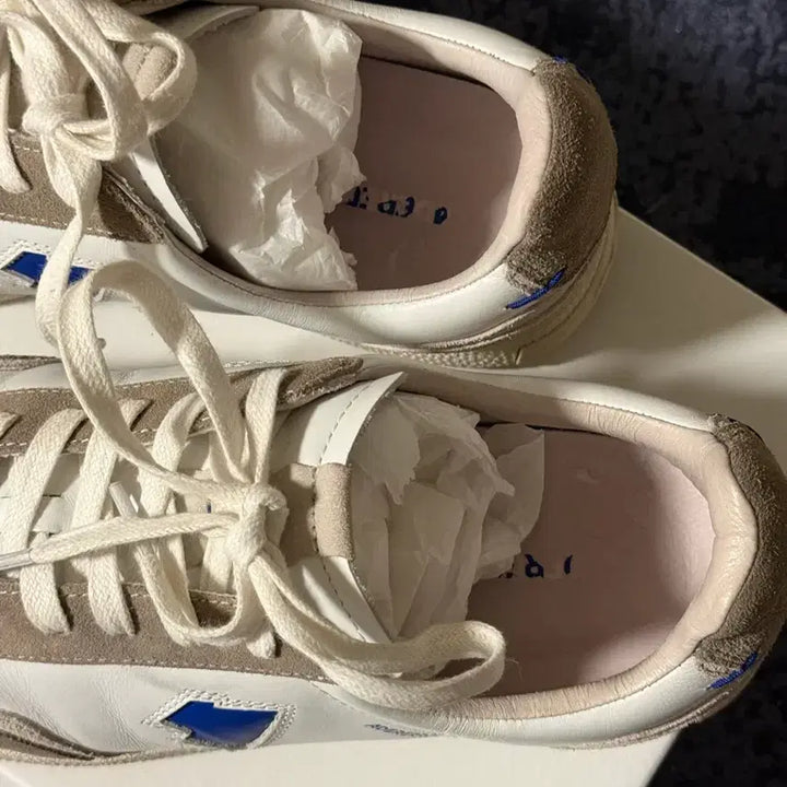 [BUNJANG] ADER Error RAF Sneakers White / 아더에러 라프 스니커즈 화이트
