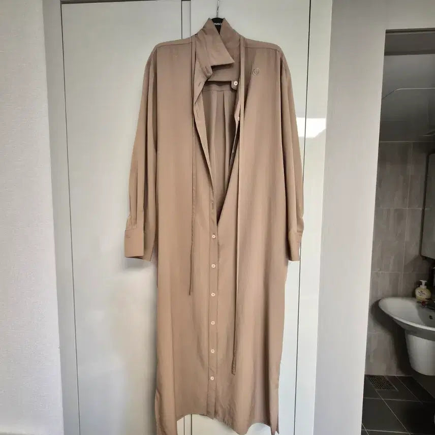 [BUNJANG] Depound Long Beige Dress / 드파운드 원피스