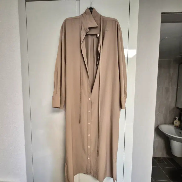 [BUNJANG] Depound Long Beige Dress / 드파운드 원피스