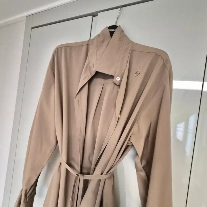 [BUNJANG] Depound Long Beige Dress / 드파운드 원피스
