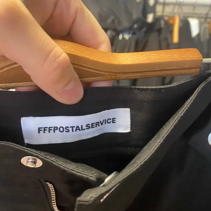 [SOLD OUT] fffpostalservice 카고 팬츠 블랙