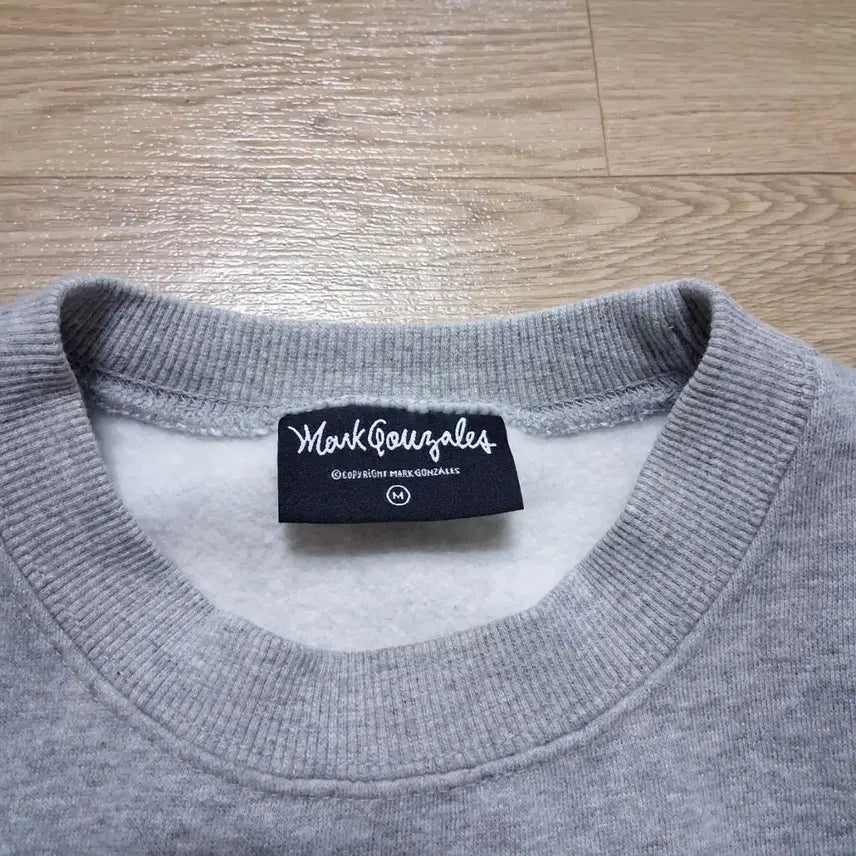 [BUNJANG] Mark Gonzales Gray Sweatshirt M / (상태A급) 마크 곤잘레스 그레이 맨투맨 M
