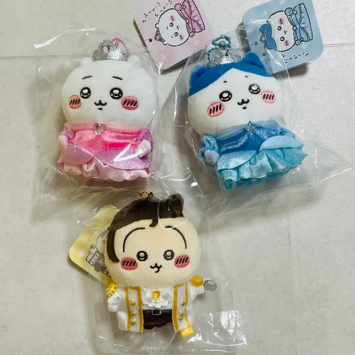 [BUNJANG] Chiikawa Hachiware Usagi Princess Prince Keyring 3-Piece Set / 치이카와 하치와레 우사기 공주 왕자 키링 3종 세트