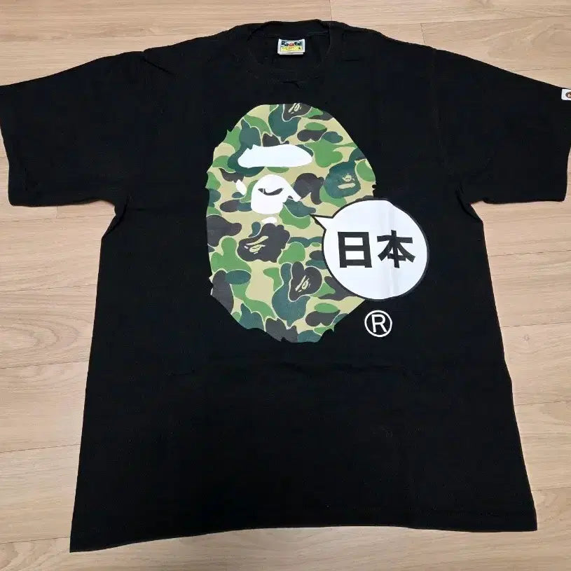[SOLD OUT] 베이프 반팔티 L