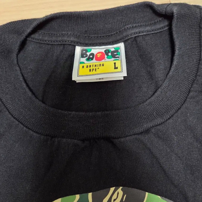 [SOLD OUT] 베이프 반팔티 L
