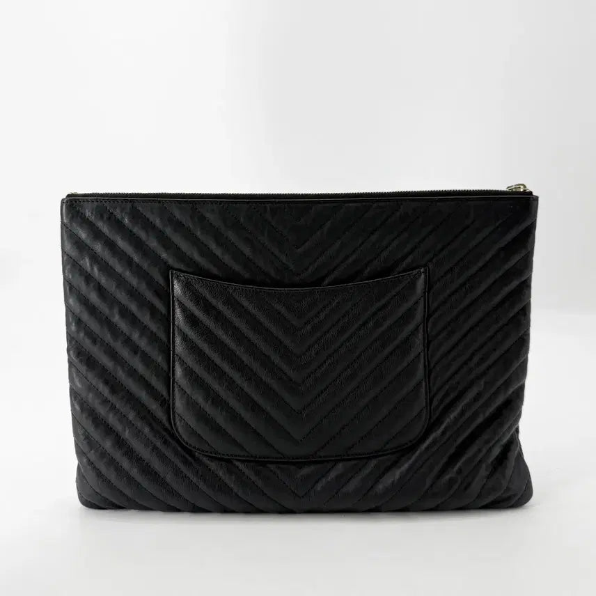 [BUNJANG] Chanel Calfskin Chevron Clutch Large / 샤넬 카프스킨 쉐브론 클러치 라지