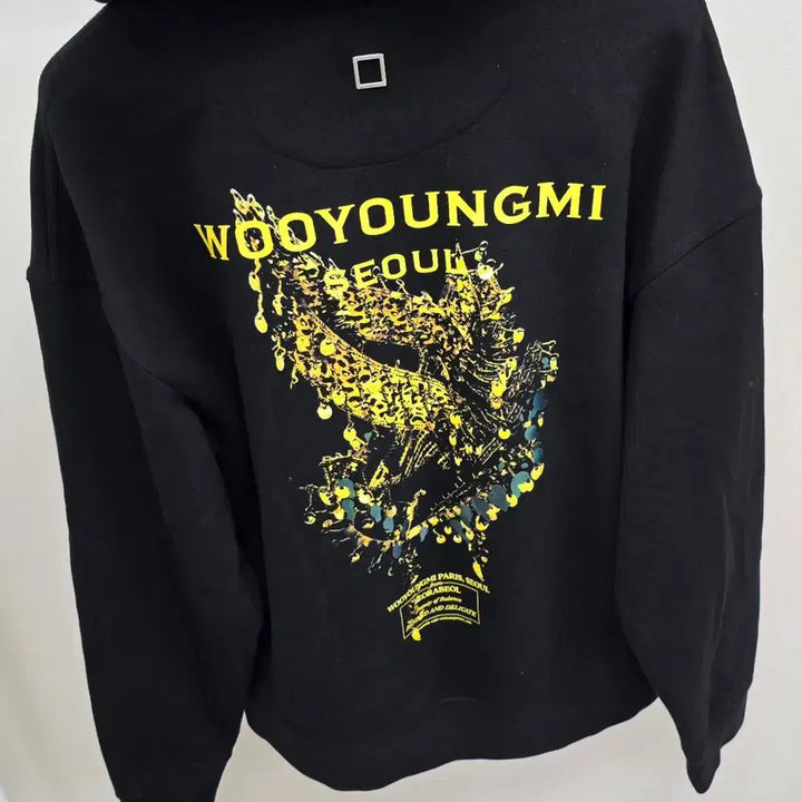 [BUNJANG] Wooyoungmi Crown Back Logo Hoodie Black / 우영미 크라운 백로고 후드 티셔츠 48사이즈 100 블랙 판매