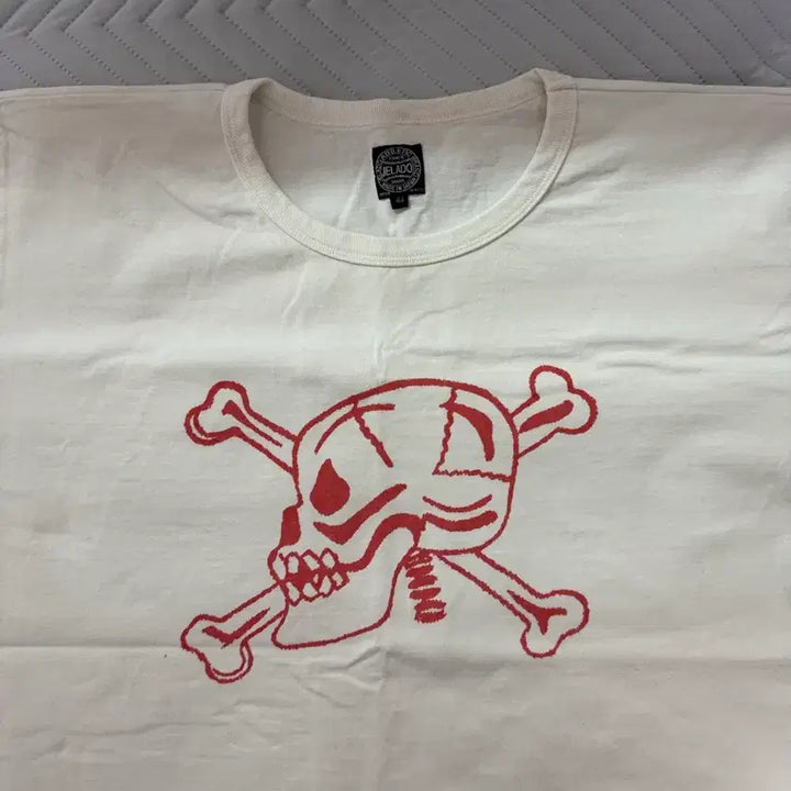 [BUNJANG] Jerado Skull Logo T-shirt / 제라도 스컬로고 티셔츠