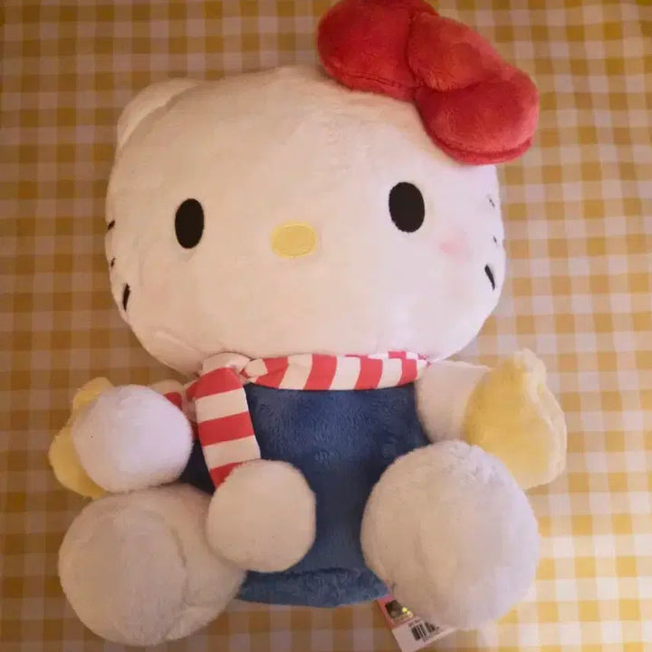 [BUNJANG] Hello Kitty Doll Blue Overalls Scarf Plush / 헬로키티 인형 블루 멜빵 스카프 27cn인형(새상품)