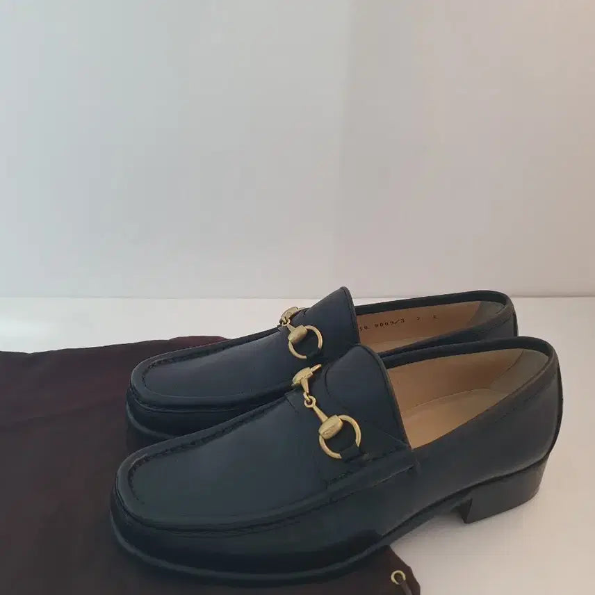 [SOLD OUT] 남255-260구찌로퍼