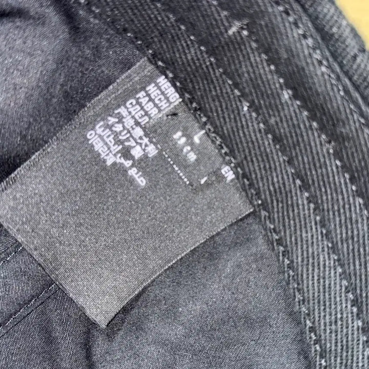 [SOLD OUT] 발렌시아가 블랙 볼캡 모자