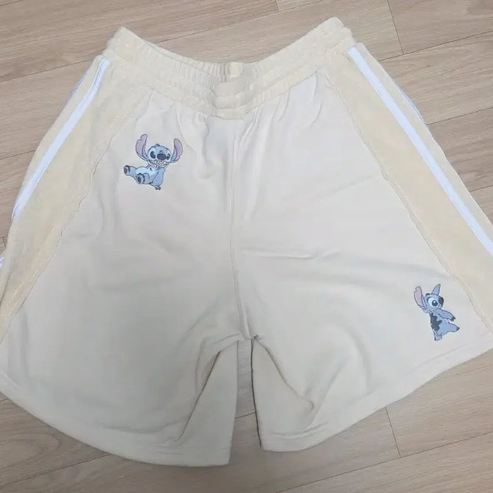 [SOLD OUT] 아디다스 반바지 S