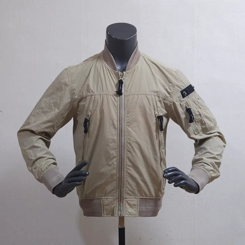 [SOLD OUT] 내셔널지오그래픽 항공점퍼