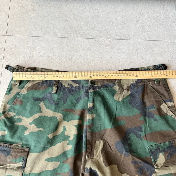 [BUNJANG] Terror Woodland Camo Cargo Shorts / 빈티지 00s Terror 카모 카고 쇼츠