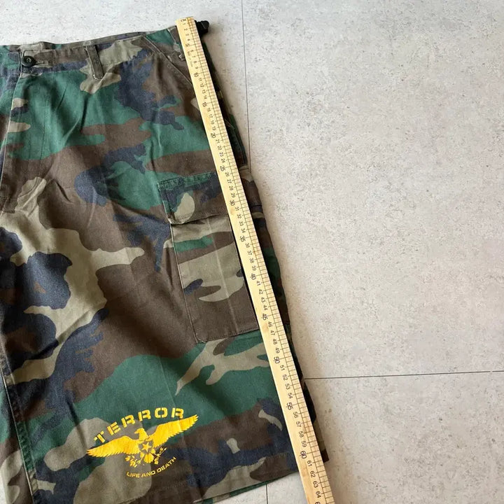 [BUNJANG] Terror Woodland Camo Cargo Shorts / 빈티지 00s Terror 카모 카고 쇼츠