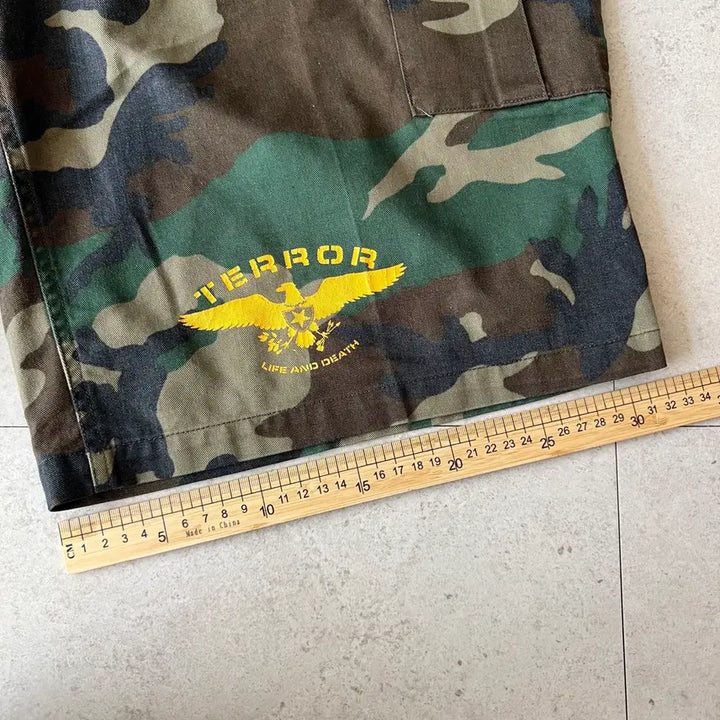[BUNJANG] Terror Woodland Camo Cargo Shorts / 빈티지 00s Terror 카모 카고 쇼츠