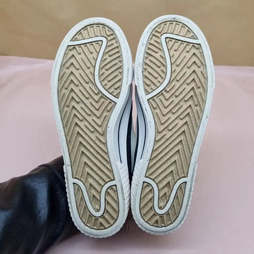 [BUNJANG] Nike Court Legacy Lift Sneakers 225 / 나이키 코트 레거시 리프트 운동화 225