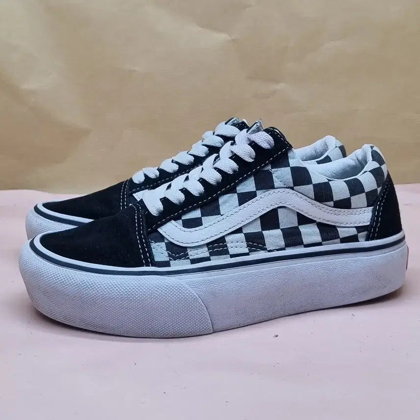 [BUNJANG] Vans Old Skool Checkerboard Sneakers 220 / 반스 올드스쿨 체커보드 스니커즈 220