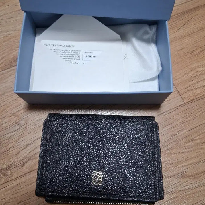 [SOLD OUT] 루이까또즈 지갑 블랙