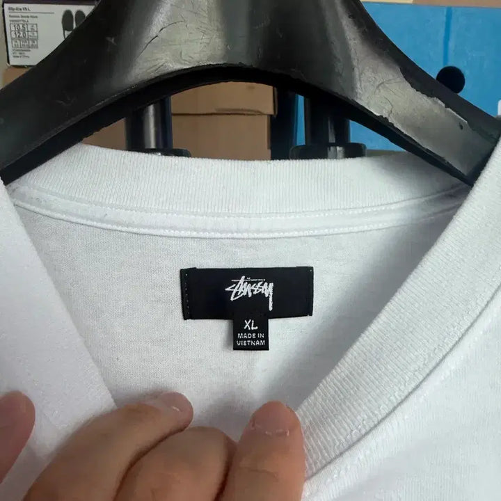 [BUNJANG] Stussy Embroidered Logo T-shirt White / [XL]스투시 자수로고 반팔 티셔츠 화이트