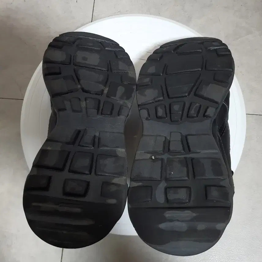 [BUNJANG] BALLOP Bomber Air Sneakers / 밸롭 (BALLOP)  봄버 에어(Bomber Air) 블랙 235-24