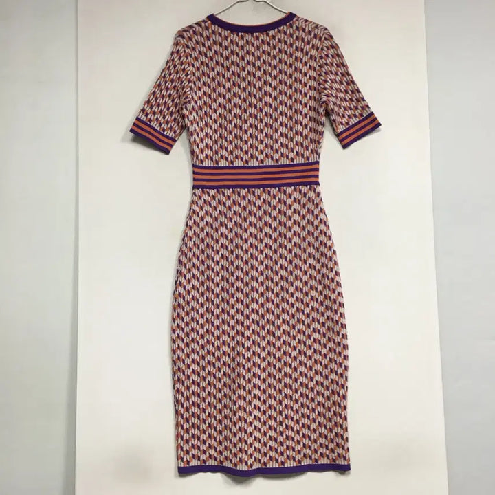 [BUNJANG] GCUT Knit Midi Dress / GCUT 지컷 반팔 니트 원피스 55
